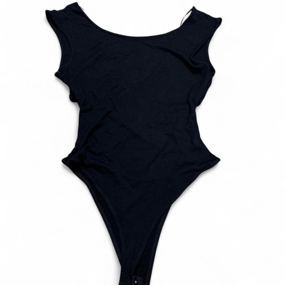 black ribbed bodysuit sleeveless minimalist stretchy Lush XXL